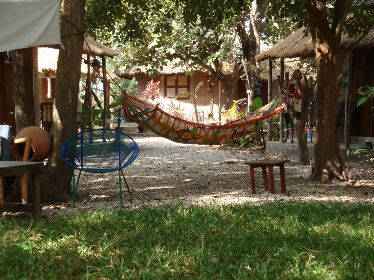 Evergreen Eco Lodge Retreat Tujereng Oda fotoğraf